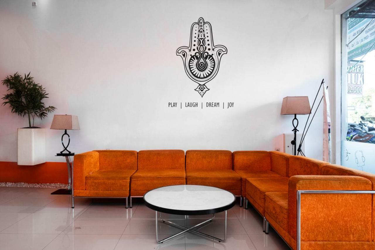 Hotel RedDoorz @ Pelita Raya Rappocini Makasar Zewnętrze zdjęcie