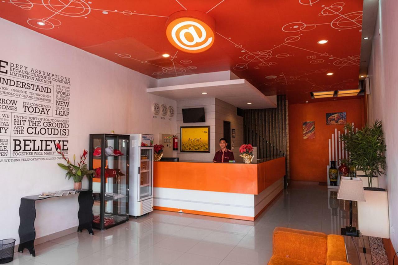Hotel RedDoorz @ Pelita Raya Rappocini Makasar Zewnętrze zdjęcie