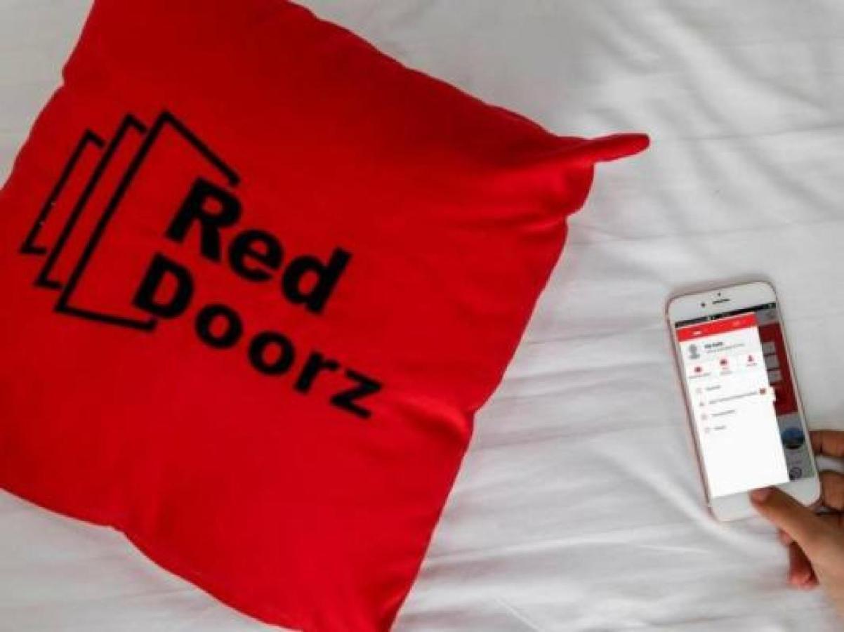 Hotel RedDoorz @ Pelita Raya Rappocini Makasar Zewnętrze zdjęcie