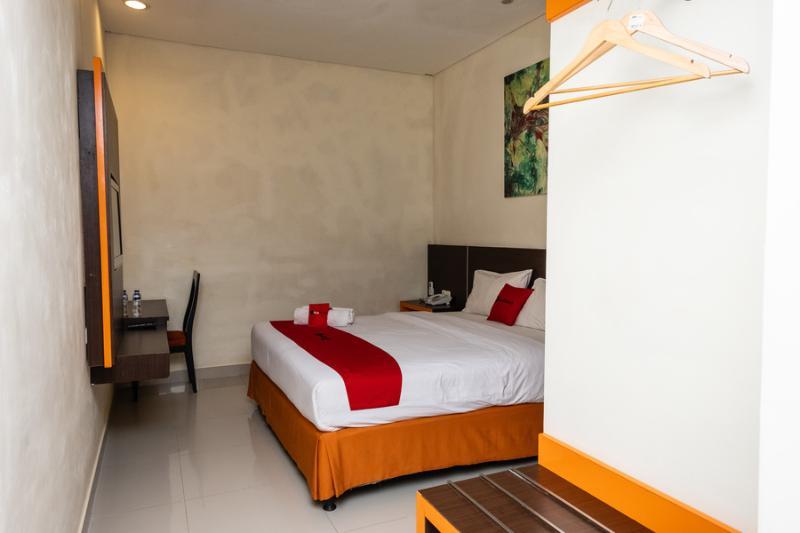 Hotel RedDoorz @ Pelita Raya Rappocini Makasar Zewnętrze zdjęcie